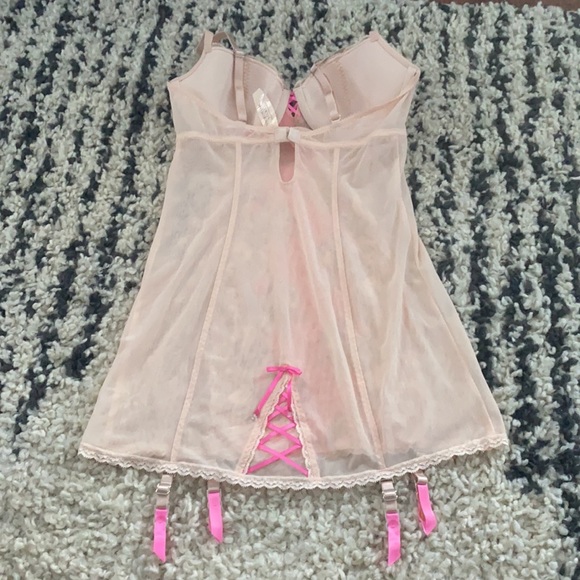 Brand New With Tags Lingerie from Victorias Secret - Picture 8 of 13